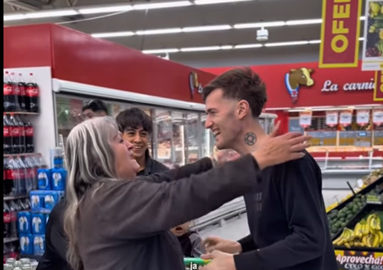 El influencer Parviz Benazirov probó la honestidad de una mujer y la respuesta no fue la esperada