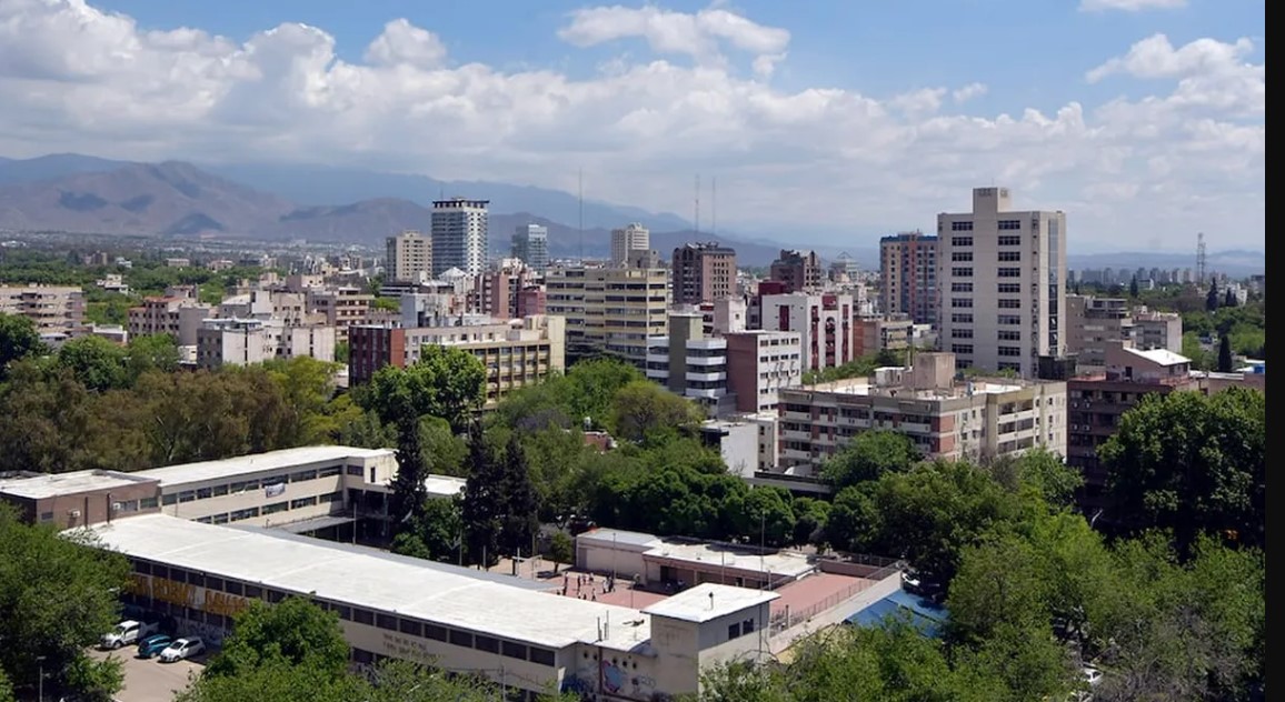 Se espera un descenso de temperatura con chances de chaparrones