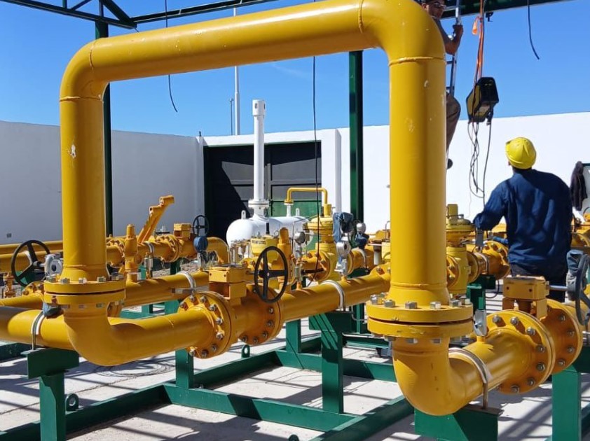 El gasoducto sigue avanzando: concluyó la conexión en Iselín y Granaderos.