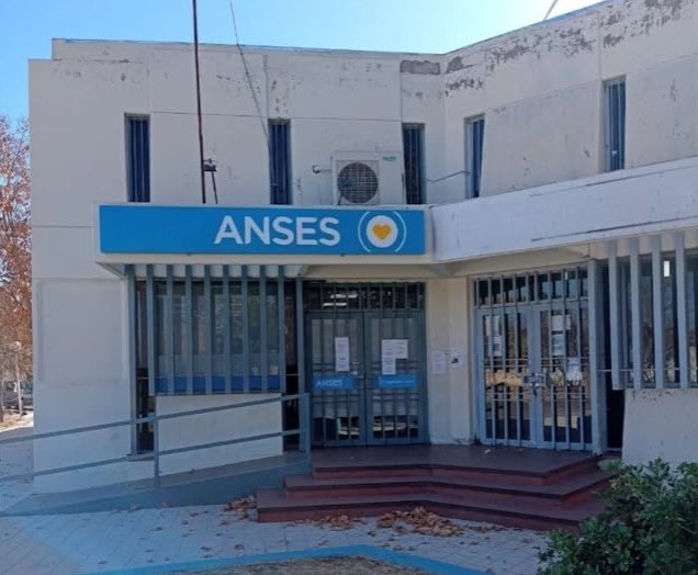 Villa Atuel: Anses y el Registro Civil ocupan propiedades municipales, pero no pagan el alquiler ni los servicios