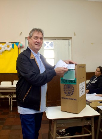 OMAR FÉLIX: “HOY VOTO ESPERANZADO POR LO QUE VIENE