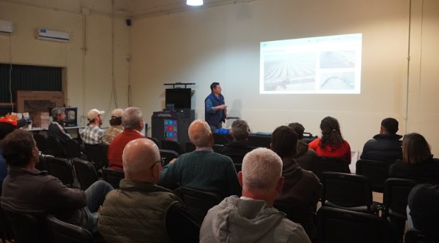 Avanza en la capacitación en riego agrícola con asistencia técnica y financiamiento