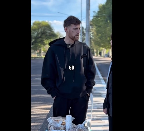 El influencer Parviz Benazirov visitó General Alvear y dejó un fuerte mensaje de solidaridad