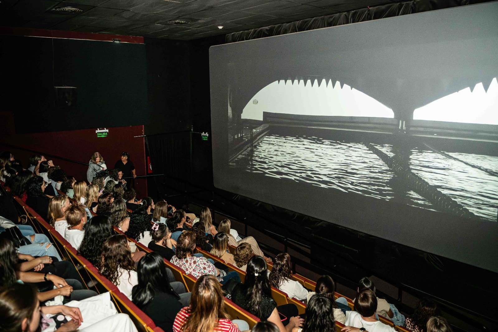 “Años Cortos, Días Eternos”: una proyección que emocionó y generó reflexión en General Alvear