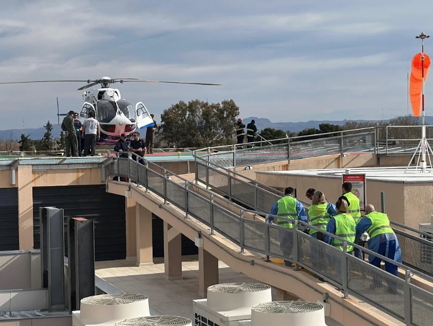 Desesperado traslado aéreo hacia el Notti por un bebé que se quemó con agua hirviendo en San Rafael