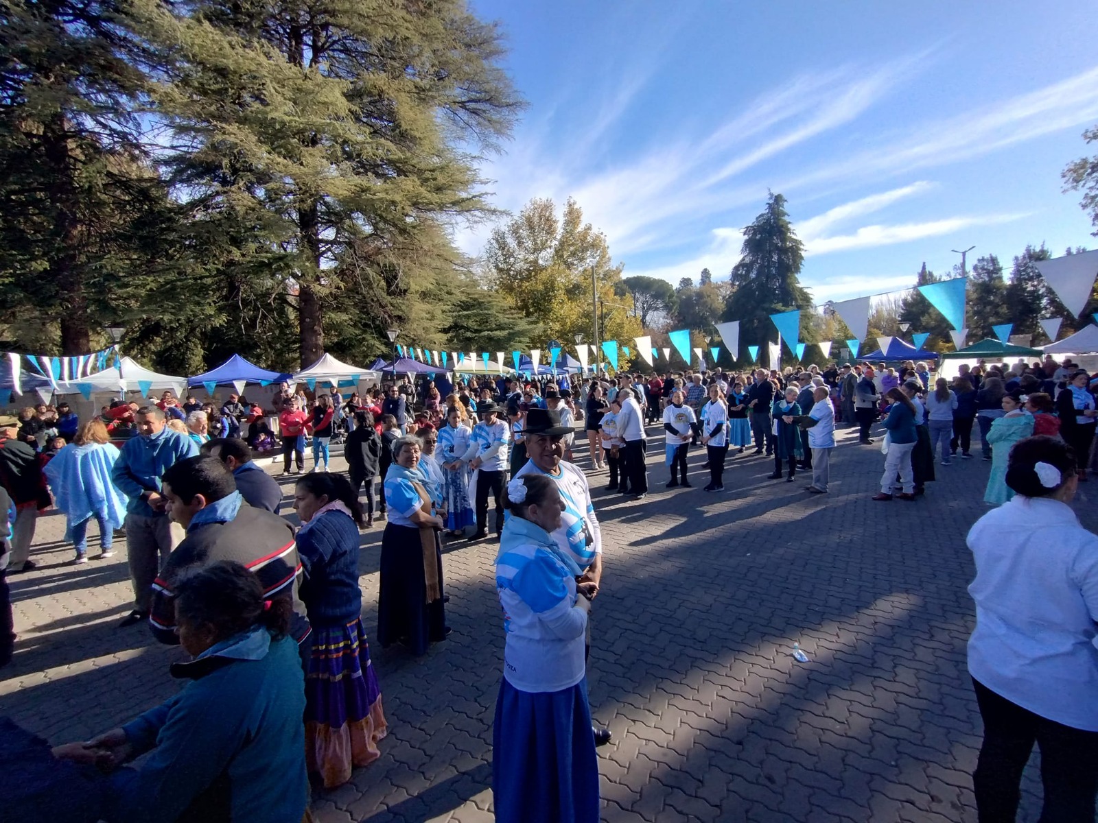 San Rafael festeja el Día de la Tradición en Plaza Francia
