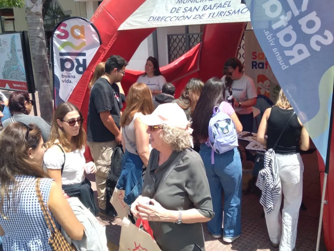 Exitosa presentación de San Rafael en el Puerto de Frutos de Tigre