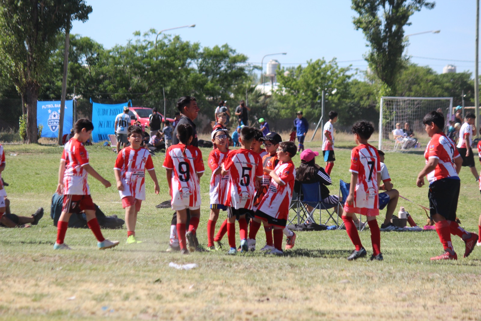 Cientos de chicos disfrutaron del gran cierre del fútbol infantil en San Rafael.