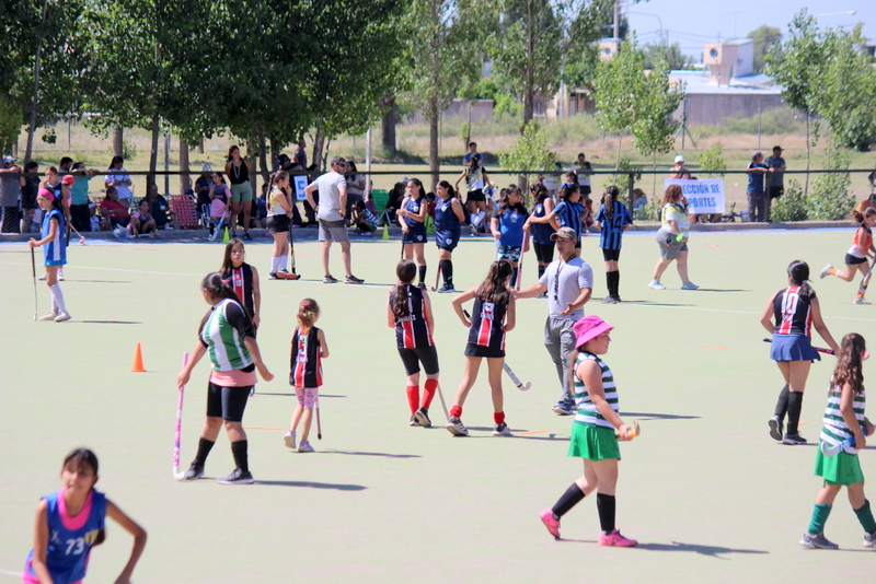 El hockey infantil tuvo una gran fiesta de cierre de temporada