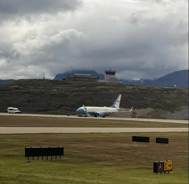 Avión del Departamento de Defensa de Estados Unidos aterrizó en Ushuaia