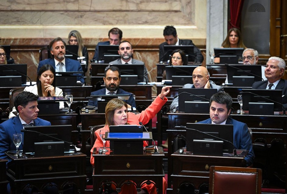 El gobierno consiguió dictamen y la reforma laboral se volverá a tratar en el Senado el próximo viernes