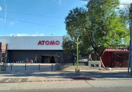 Otra vez Átomo en la mira: clausurado por usar ácido muriático en horario de atención