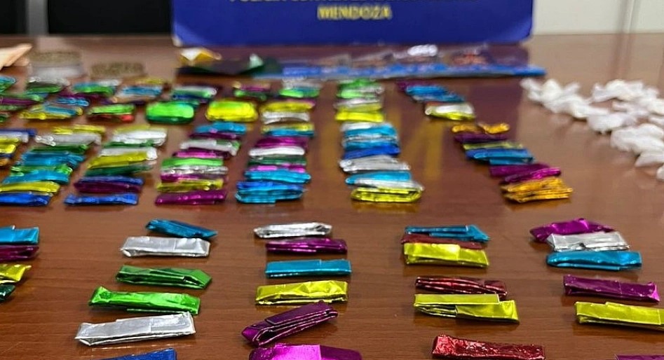 Golpe al narcomenudeo: tres allanamientos y más de 500 envoltorios de cocaína secuestrados