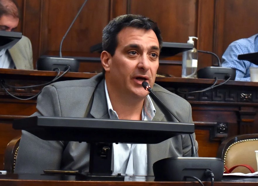 El Diputado Provincial Gustavo Perret impulsa una ley para convertir el mosto en “superalimento” estratégico y fortalecer la rentabilidad del agro mendocino.
