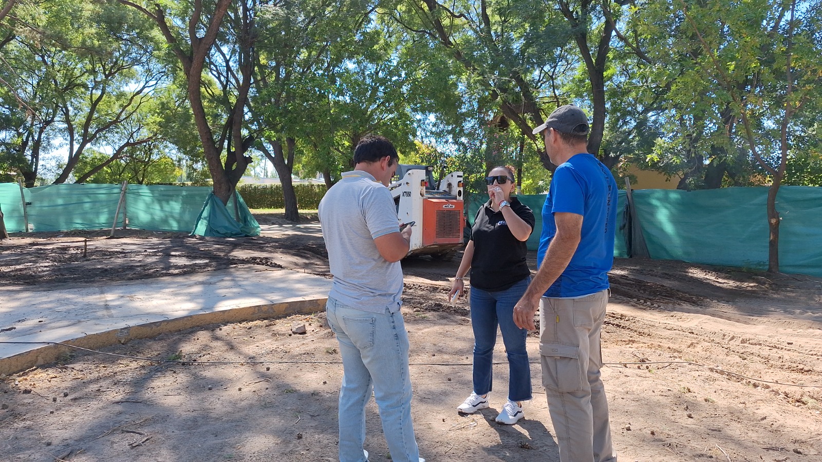 El Municipio sigue en marcha con las obras de la Plaza de Atuel Norte
