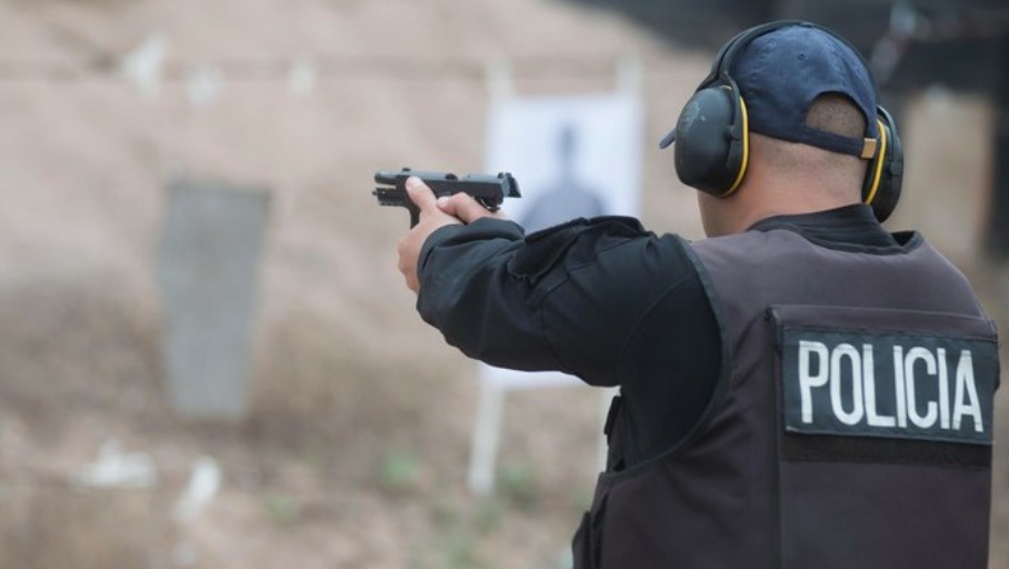 Cambios en el protocolo policial en Mendoza: uso de arma sin advertencia previa