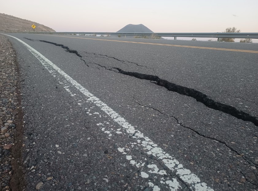 Un vecino de Malargüe advierte por daños en la calzada de la RN40