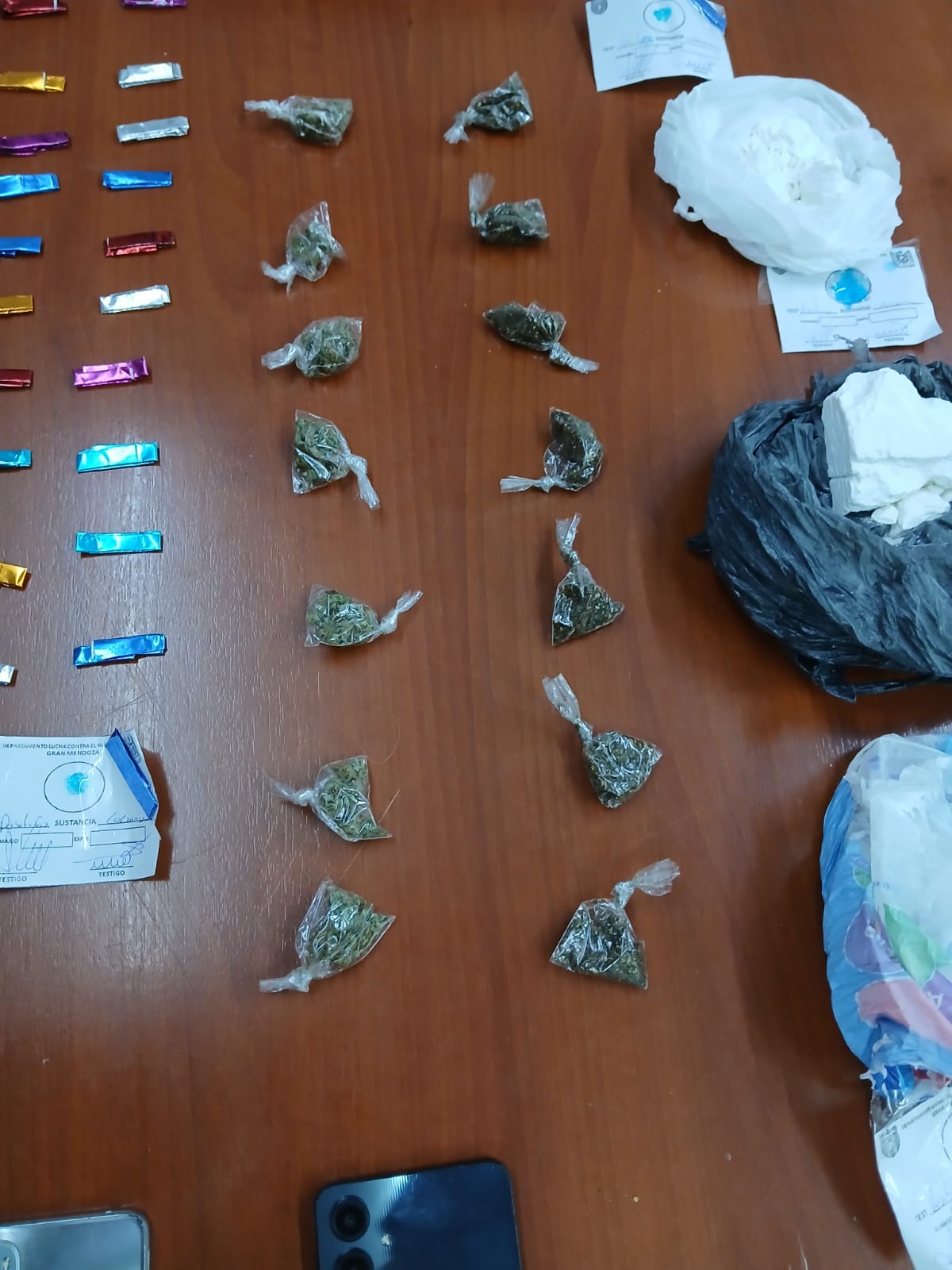 Dos hombres fueron detenidos con droga en Las Heras