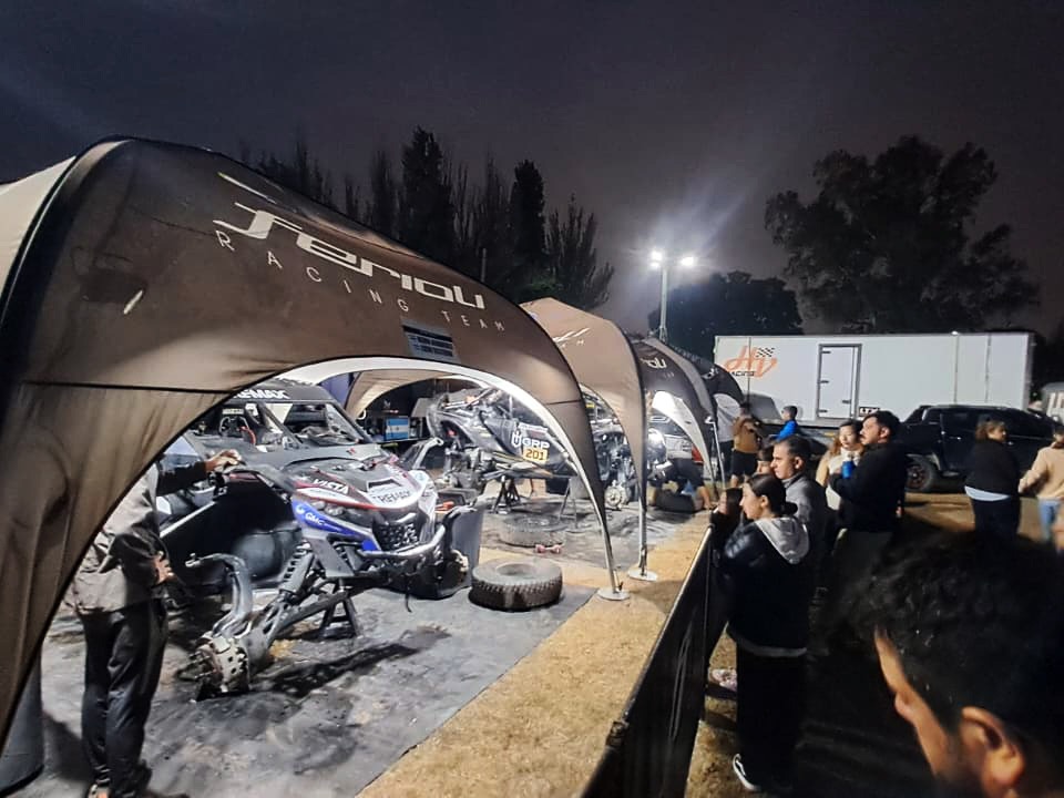 El rally está en San Rafael con el vivac abierto al público en el Parque Yrigoyen