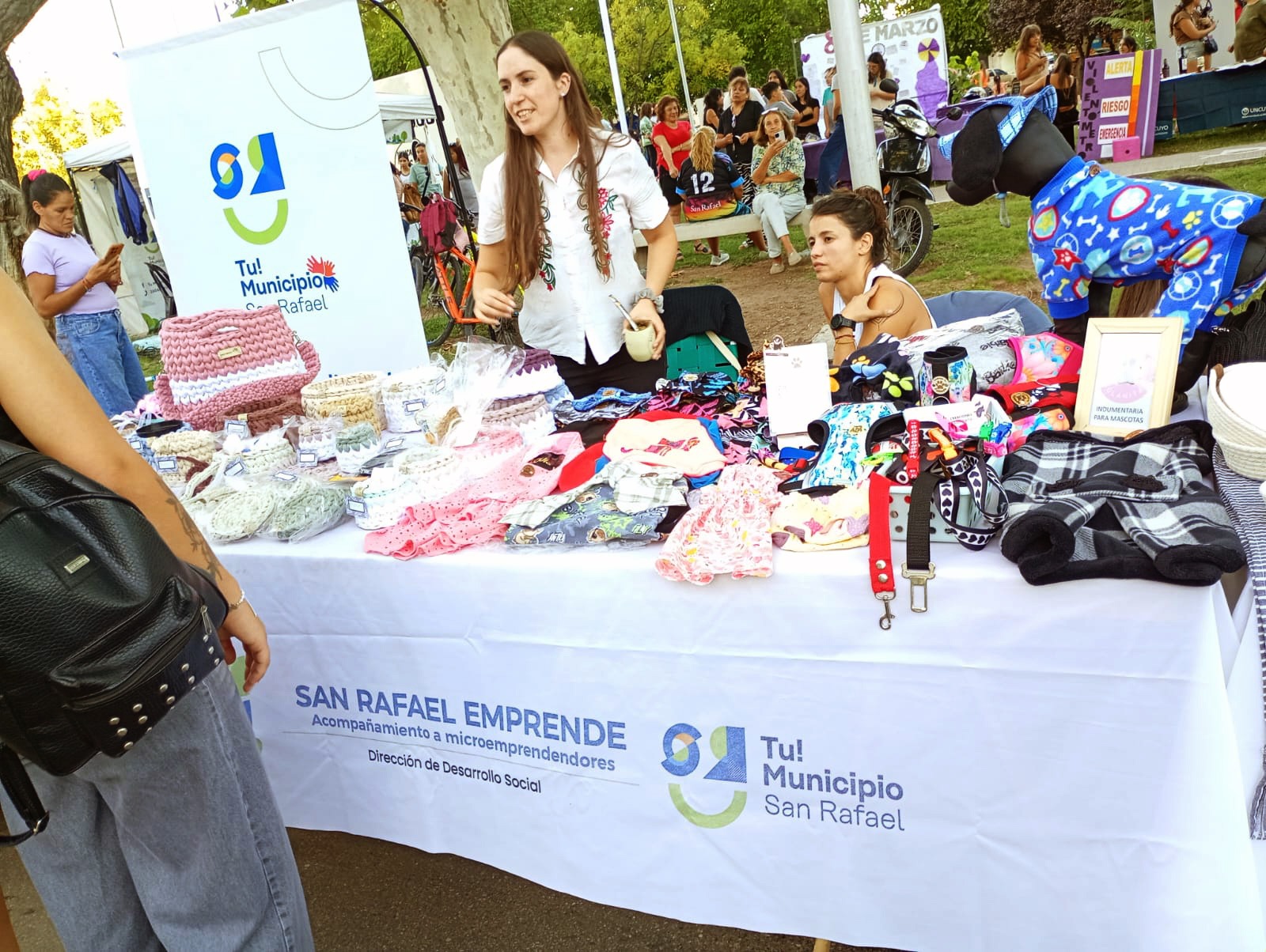 8M: San Rafael organizó una gran feria de mujeres emprendedoras