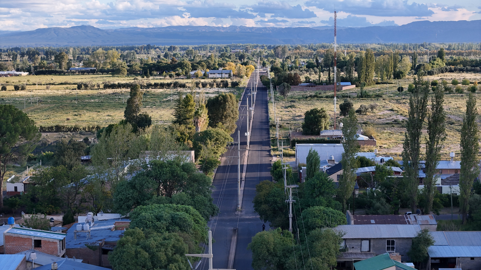 Ya está asfaltado el nuevo corredor de avenida El Libertador entre Alberdi y Juan XXIII