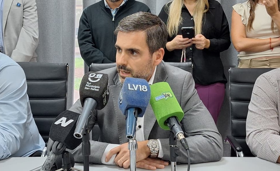 Francisco Perdigues: “Parece que Cornejo tiene una obsesión con el gasoducto de San Rafael”