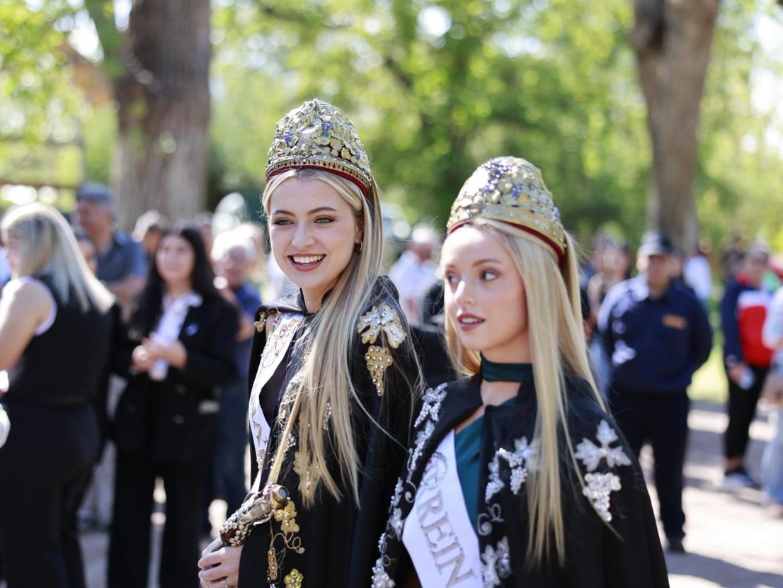Azul Antolínez acompañó los festejos por el 221° Aniversario del Fuerte San Rafael del Diamante