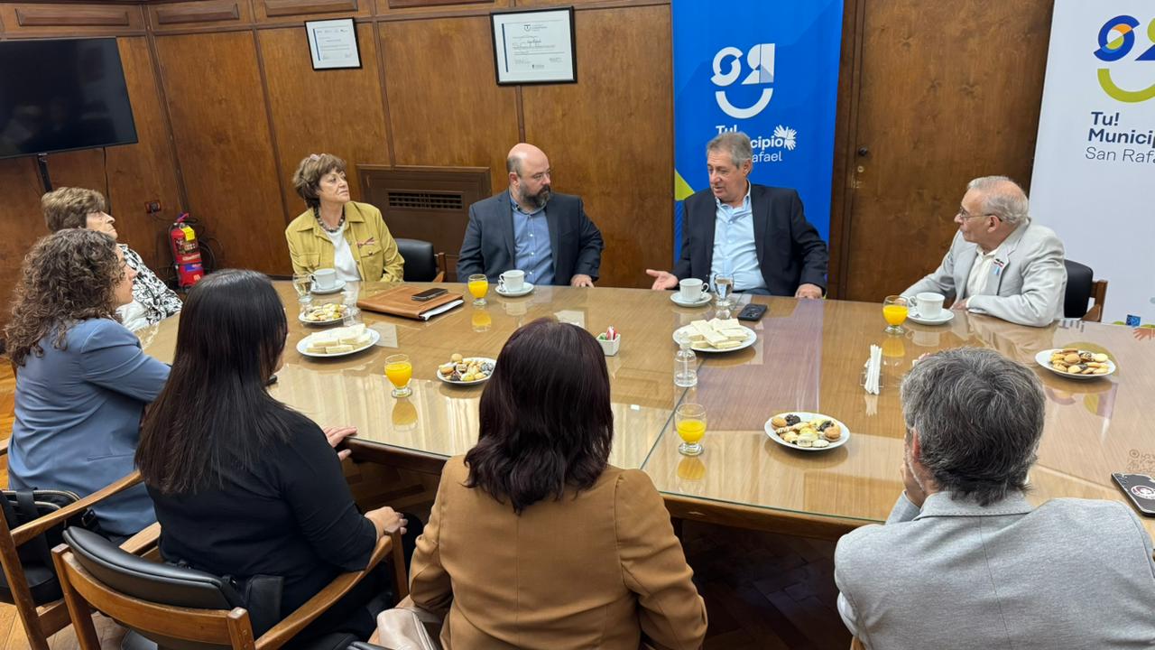 El intendente Omar Félix acompañó a la comunidad siria en los festejos del 80° aniversario de su independencia
