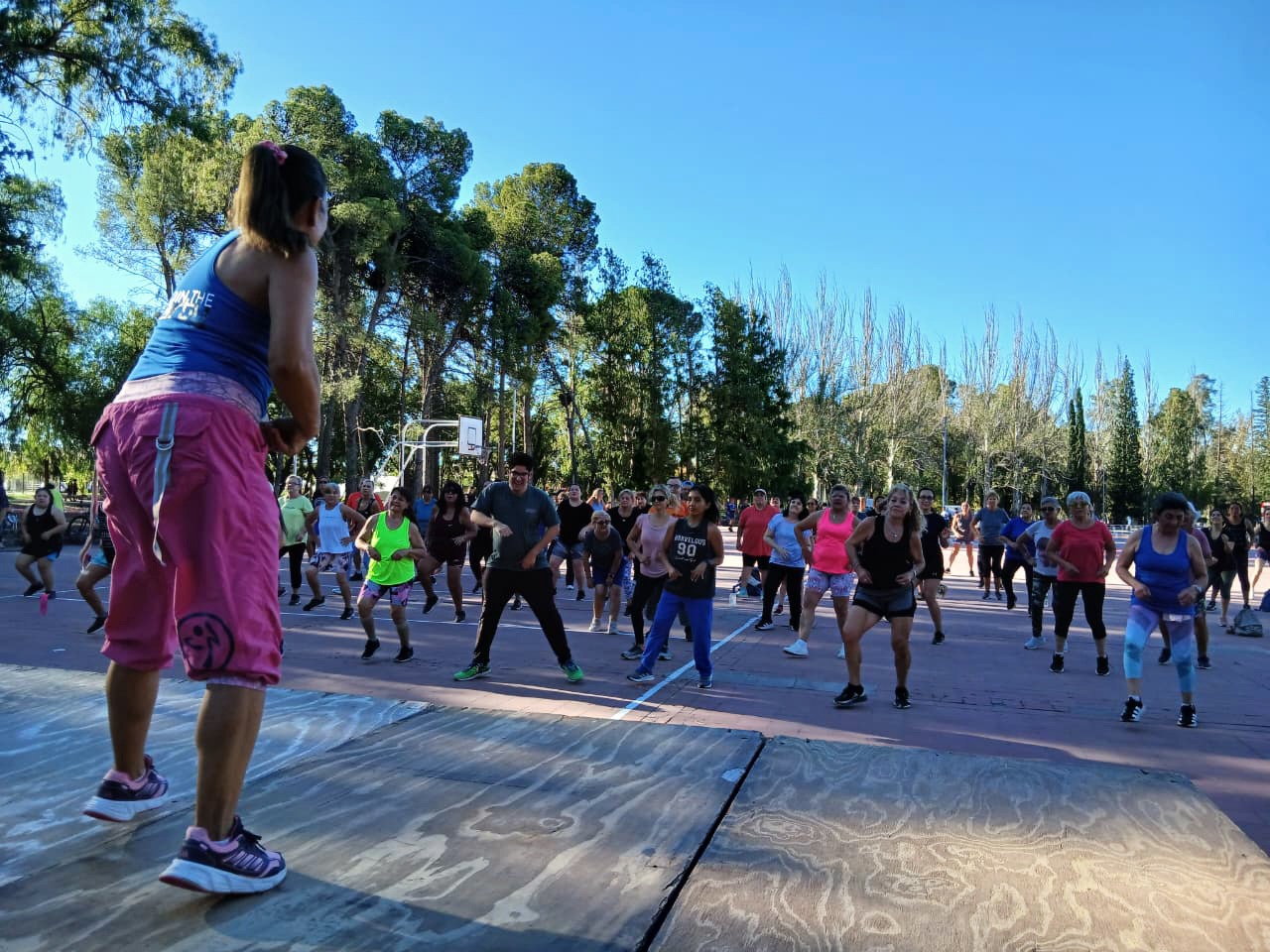 Zumba, recreo y biciescuelas llenan de actividad los sábados del Poli 1