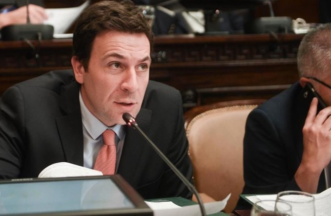 “A Molero le gustan las fotos, pero no cumple con las obligaciones”