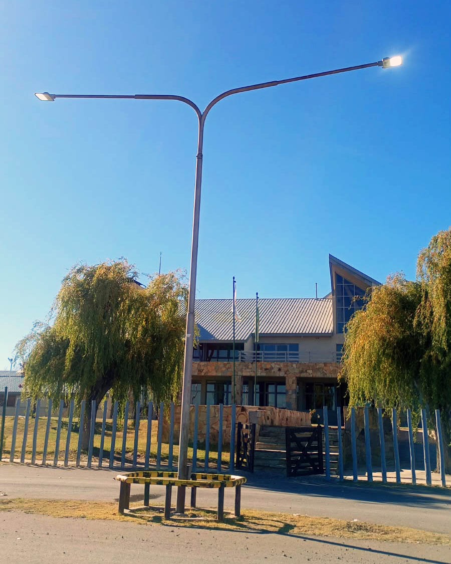 El Municipio de San Rafael sumó nuevas luces LED en la costanera de El Nihuil