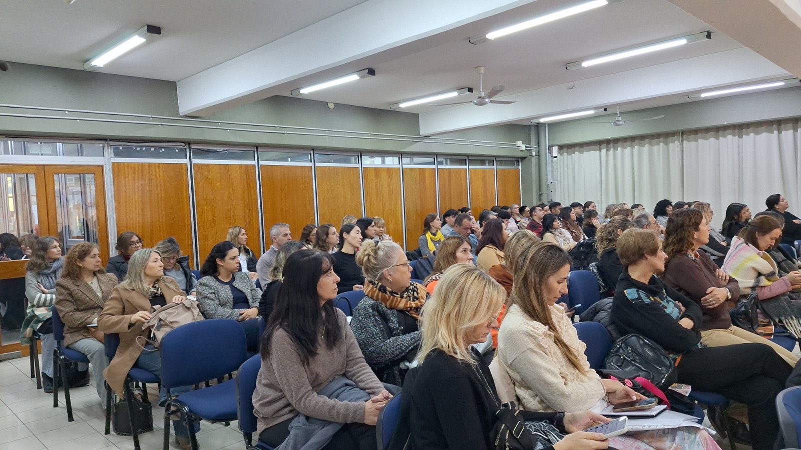“Diálogos Urgentes”: una propuesta para fortalecer la convivencia y la prevención de conflictos en escuelas